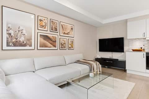 Successful Airbnb property: Bright and modern 2-room apartment | Central to Oslo S | Quiet in Sentrum