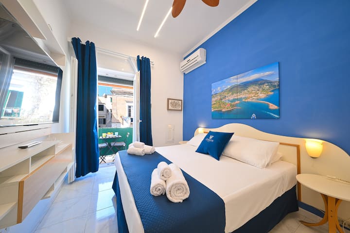 "Gerbera" - Vicino Portozona Centro [2' Min Mare] - Procida