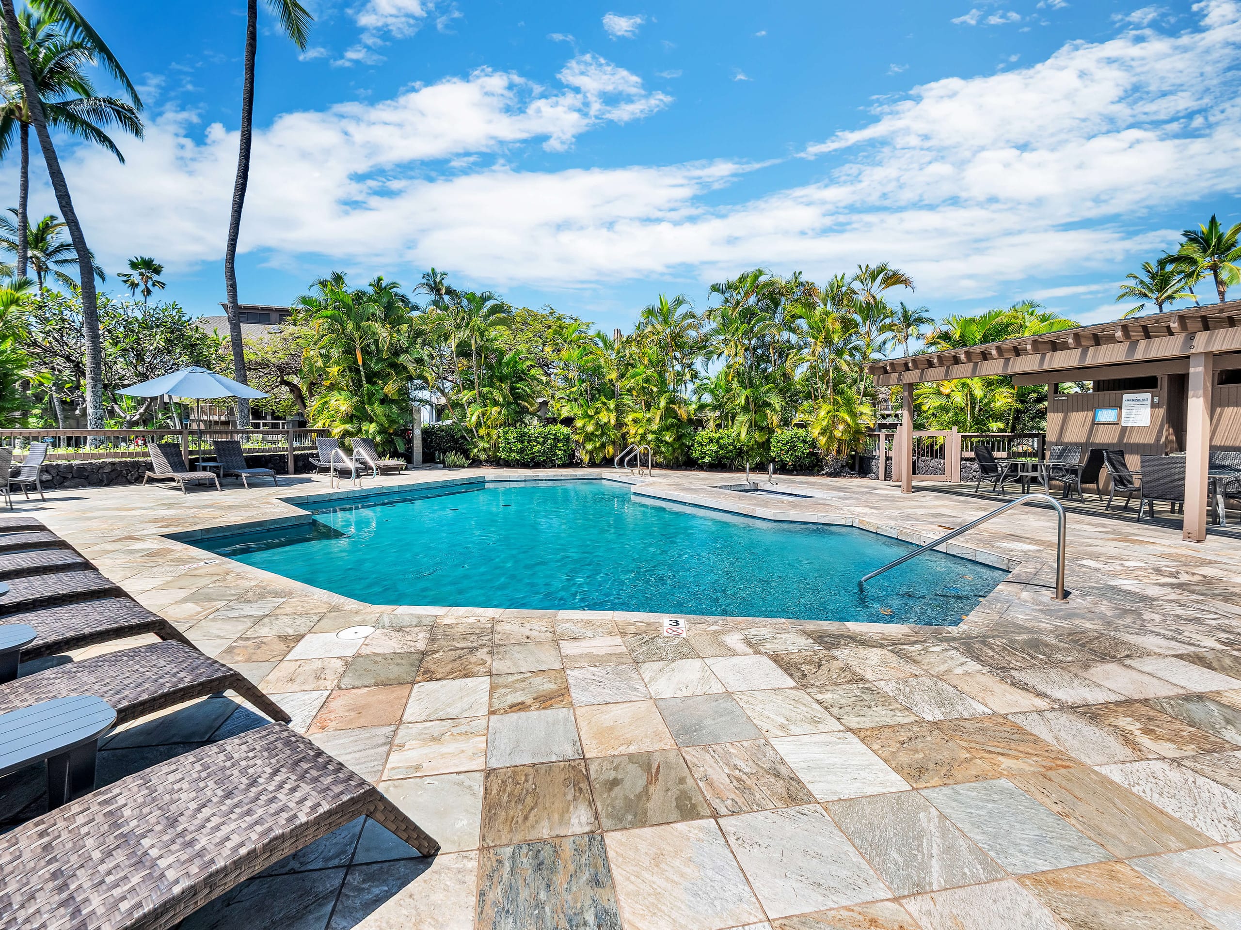 Oceanfront 3BR Kona Penthouse — Unreal Ocean Views - Photo 50
