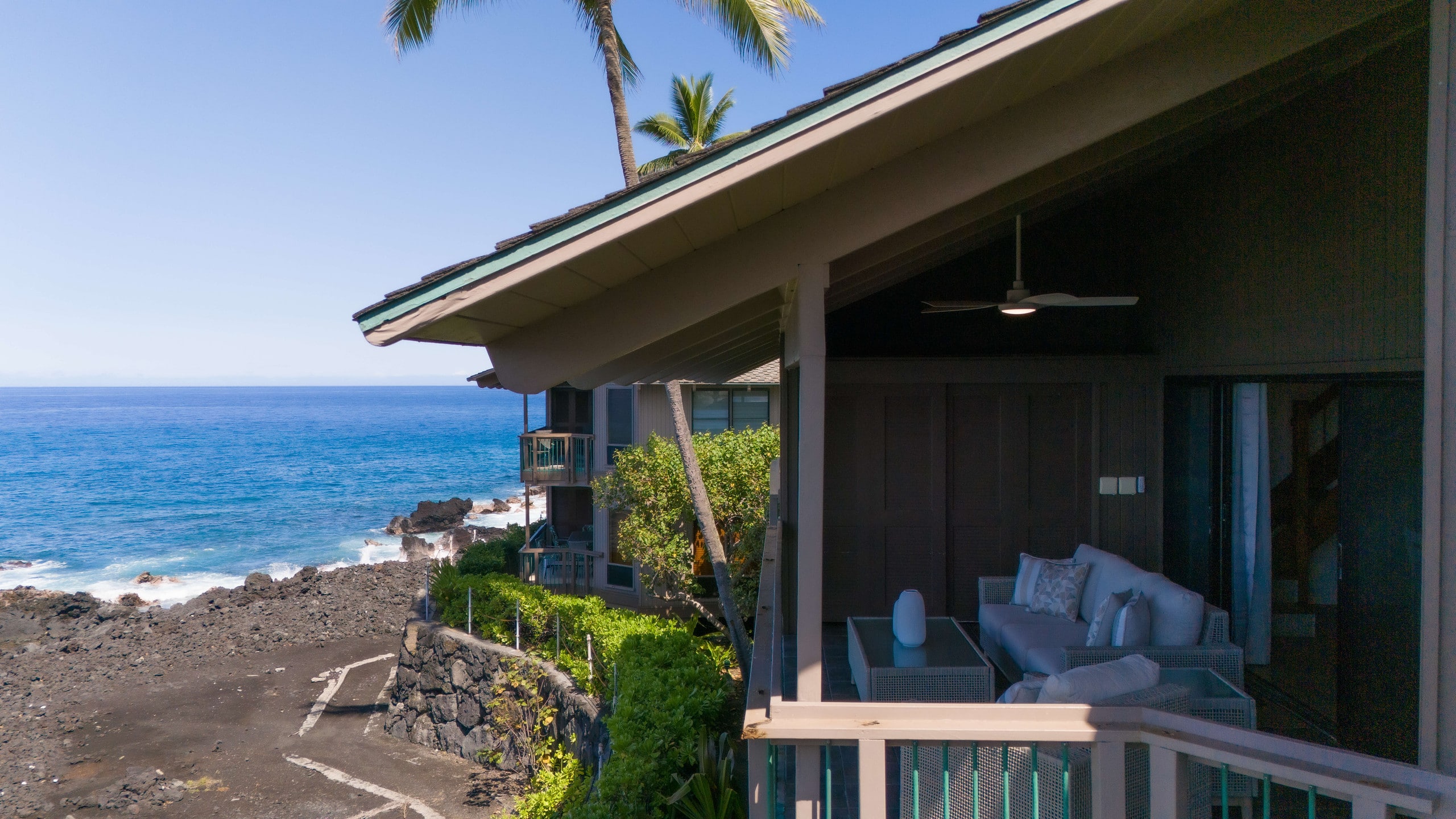 Oceanfront 3BR Kona Penthouse — Unreal Ocean Views - Photo 41