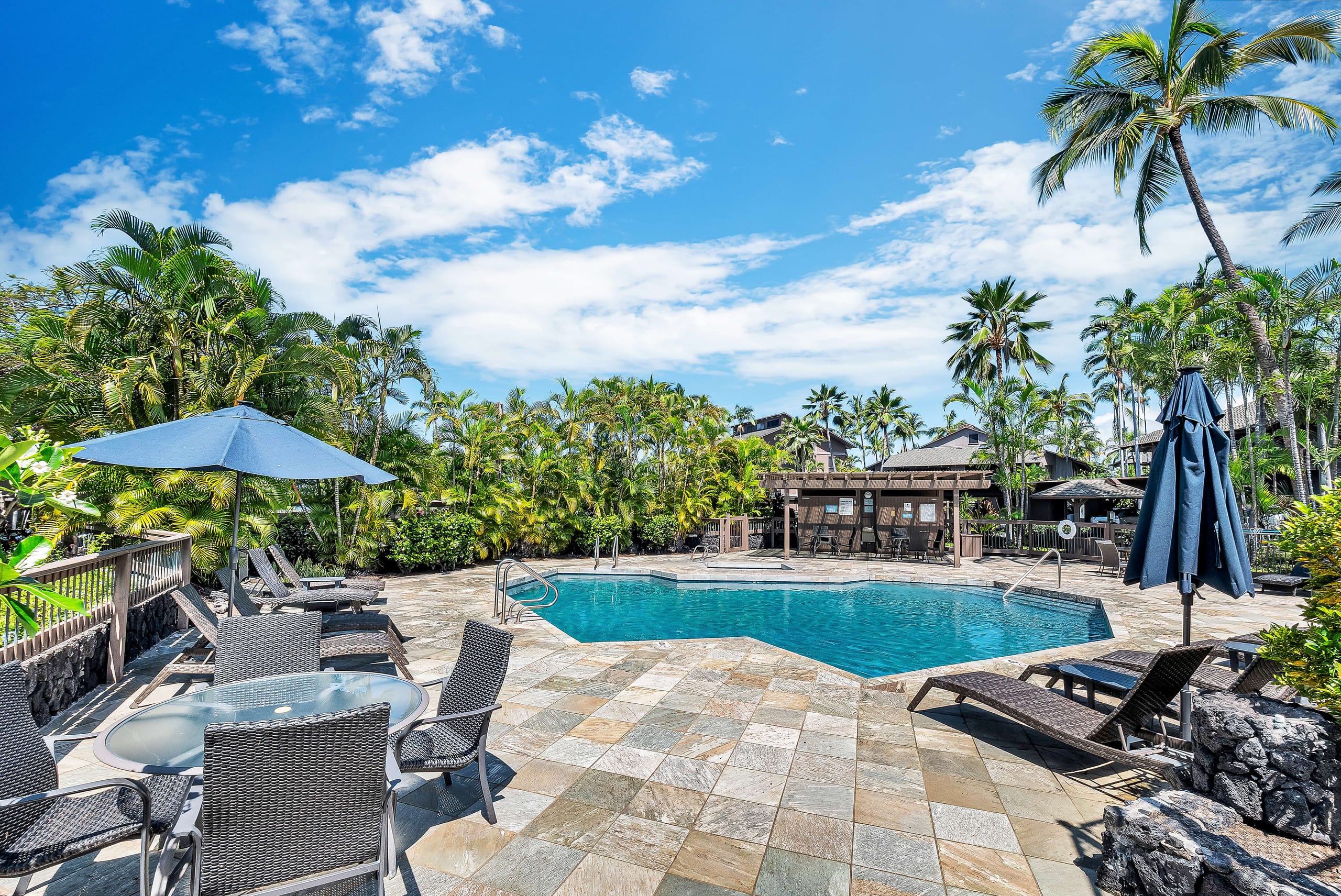 Oceanfront 3BR Kona Penthouse — Unreal Ocean Views - Photo 49