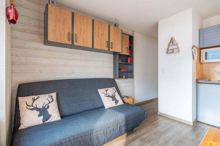 Studio Avec Balcon - Vue Montagne - Proche Centre - Le Grand-Bornand