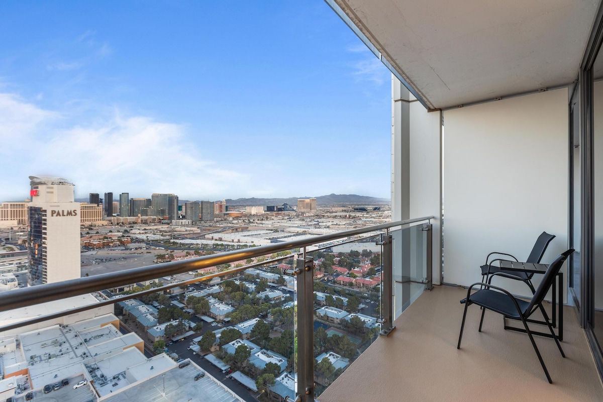 1 OF NONE • Strip Views•Prvt Balcony•No Resort Fee