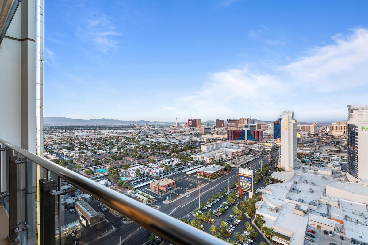 1 OF NONE • Strip Views•Prvt Balcony•No Resort Fee