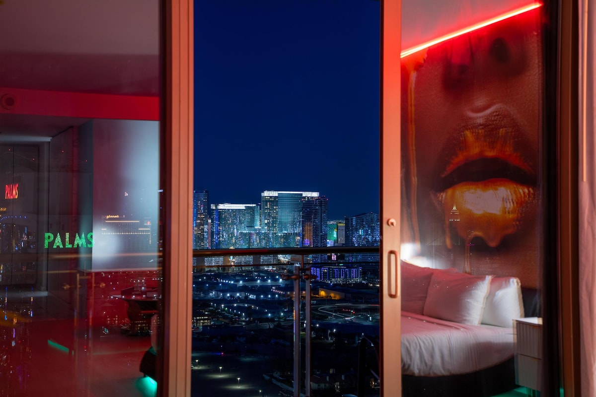 1 OF NONE • Strip Views•Prvt Balcony•No Resort Fee
