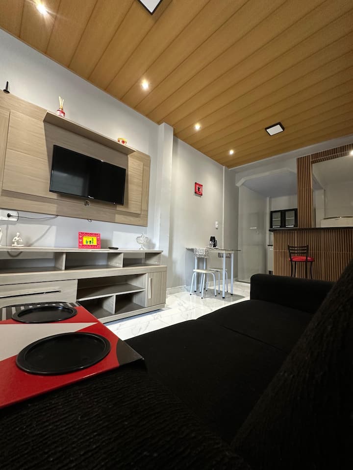 Kitnet Confortável Para 2 Pessoas Com Garagem Wifi - Araucária
