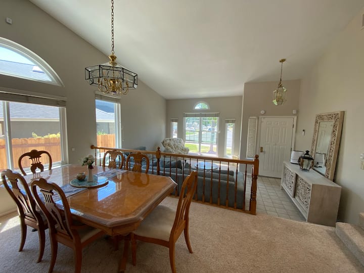 Private Room In Quiet Home - Vacaville, CA