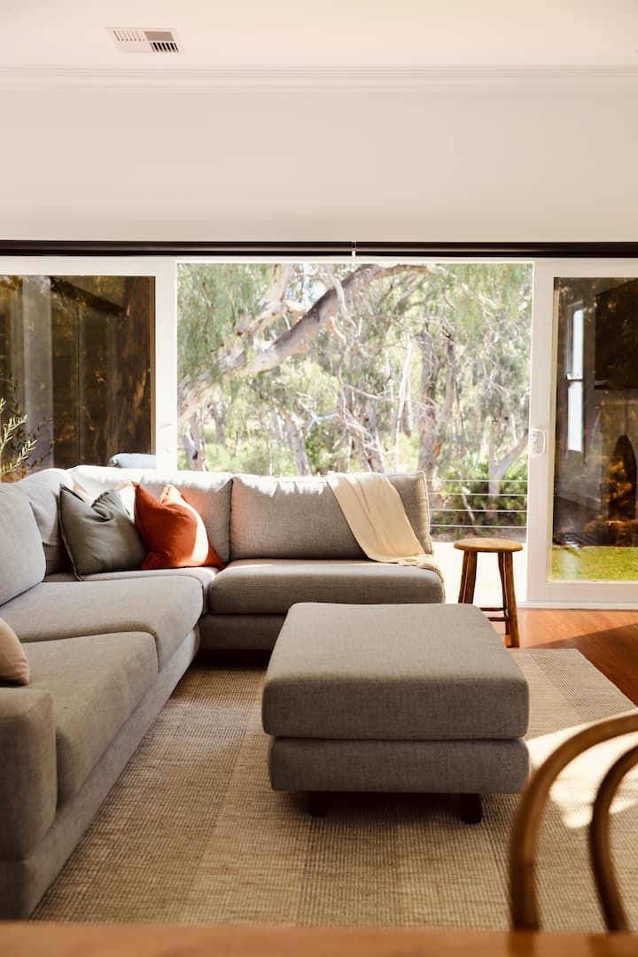 River House Echuca - Peaceful Waterfront Escape - Echuca