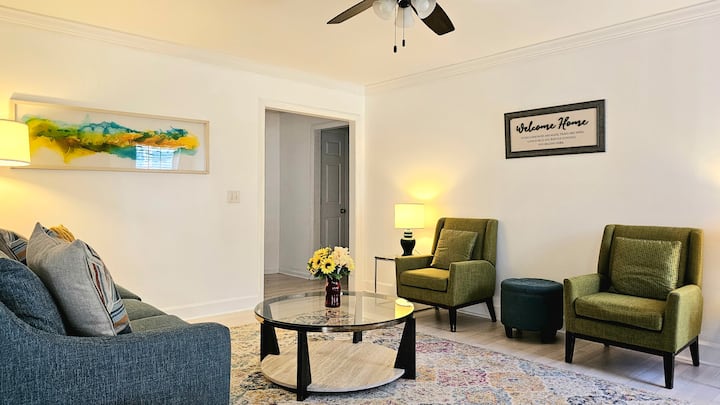 Central Location • Fenced • King Beds • Hpu • Gso - Greensboro, NC