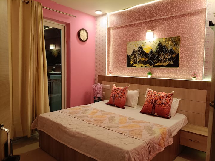 Luxe Retreat Near Prem Mandir By Ramya Stays - Vrindavan