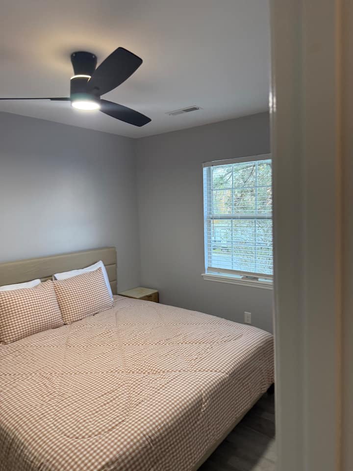 غرفة النوم 2