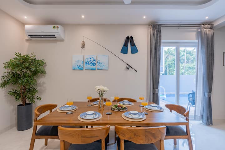 Dinning Table