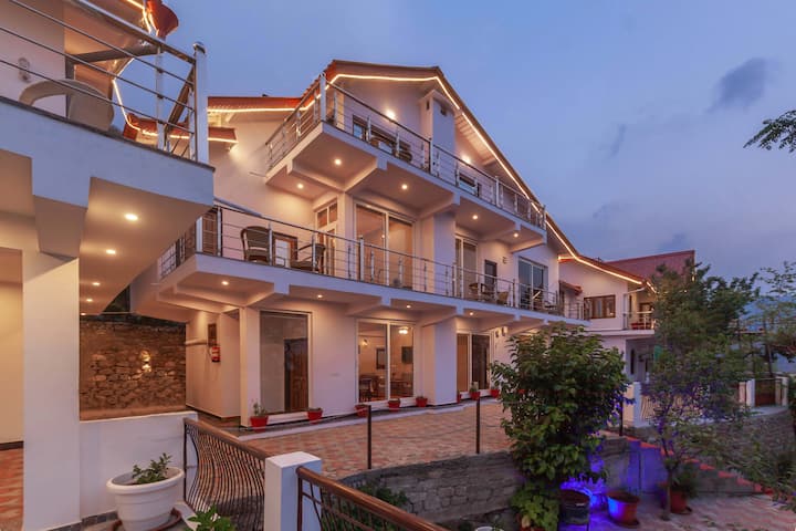 4bhk Villa| Hill Views| Near Kainchi| Pet Friendly - Nainital