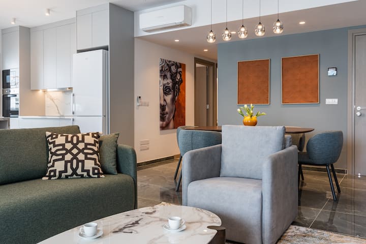 Lux Contemporary 2br | Balcony | Wi-fi | Parking - Nicosia