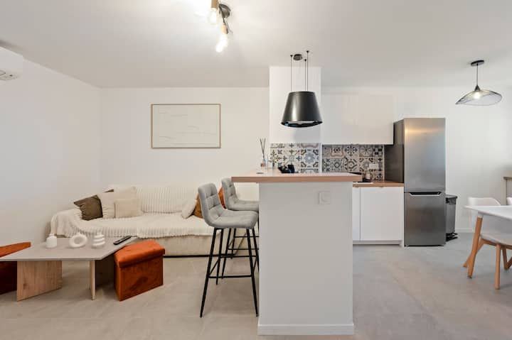 Appartement 3ch, Neuf, Tram Et Commerces - Villefranche-sur-Mer