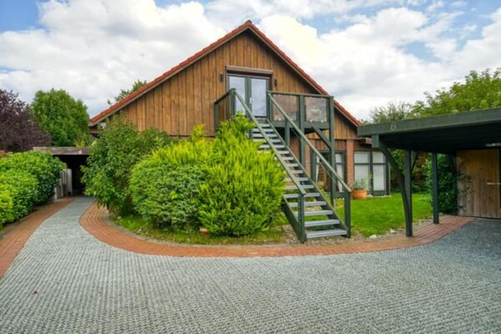 Großzügiges Og, Ruhig Gelegen Mit Balkon & Küche - Großenbrode