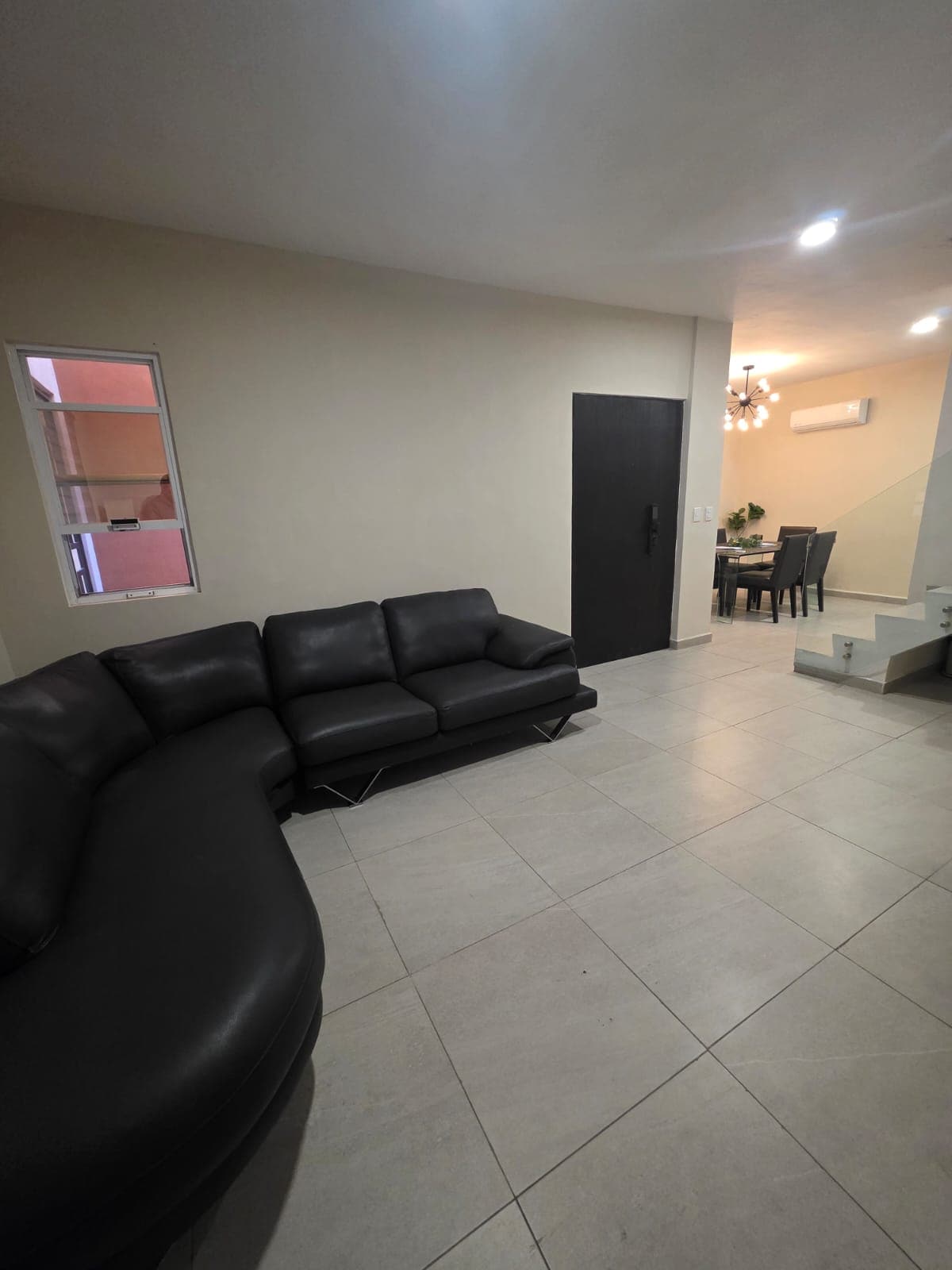 Top performing Airbnb: Entire house | BBQ | Airport | 24-hour check-in in Ciudad Apodaca