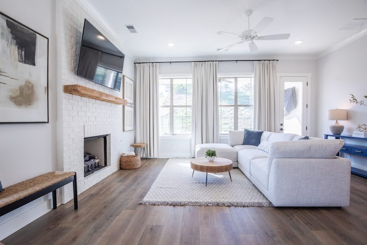The Casa Blanca, 4br Luxe By Velvet Ditch Villas - Oxford, MS