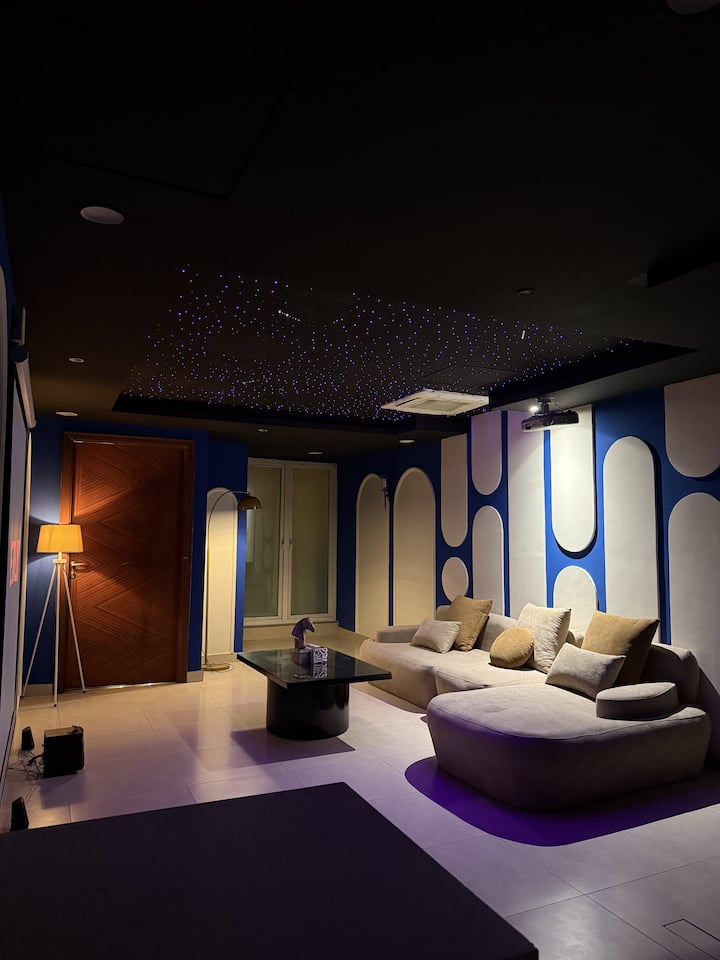 1 Br Apt With Indoor Cinema, Starlights & Cityview - Lahore