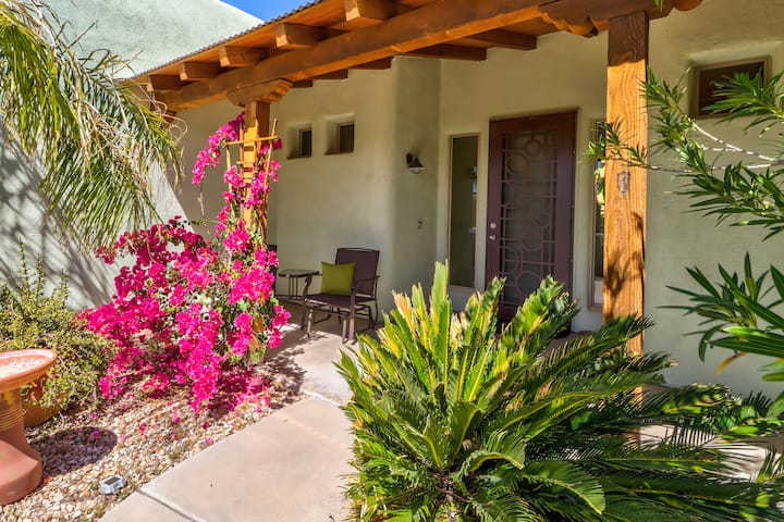 Mother's Day Oasis Desert Views 3bd2ba Family Home - Carousel, Tucson