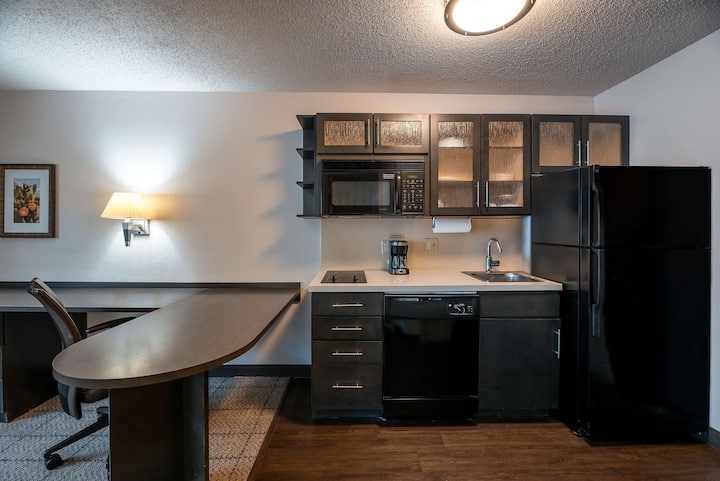 Queen Br| Free Parking | Near Zoo - Fort Worth, TX