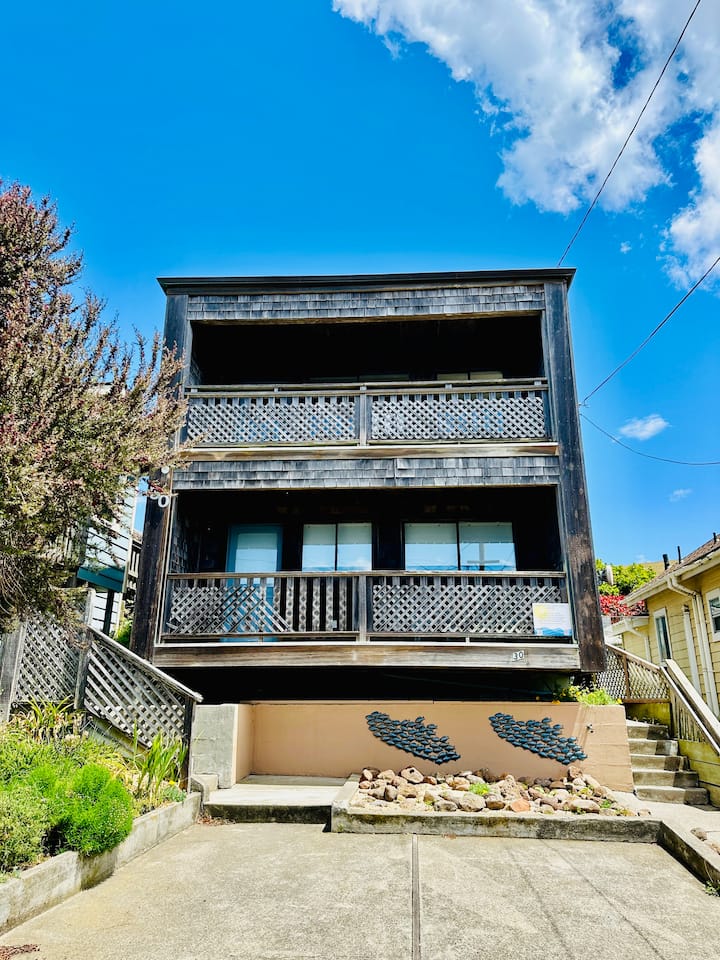 Oceana Aria - Dillon Beach, CA