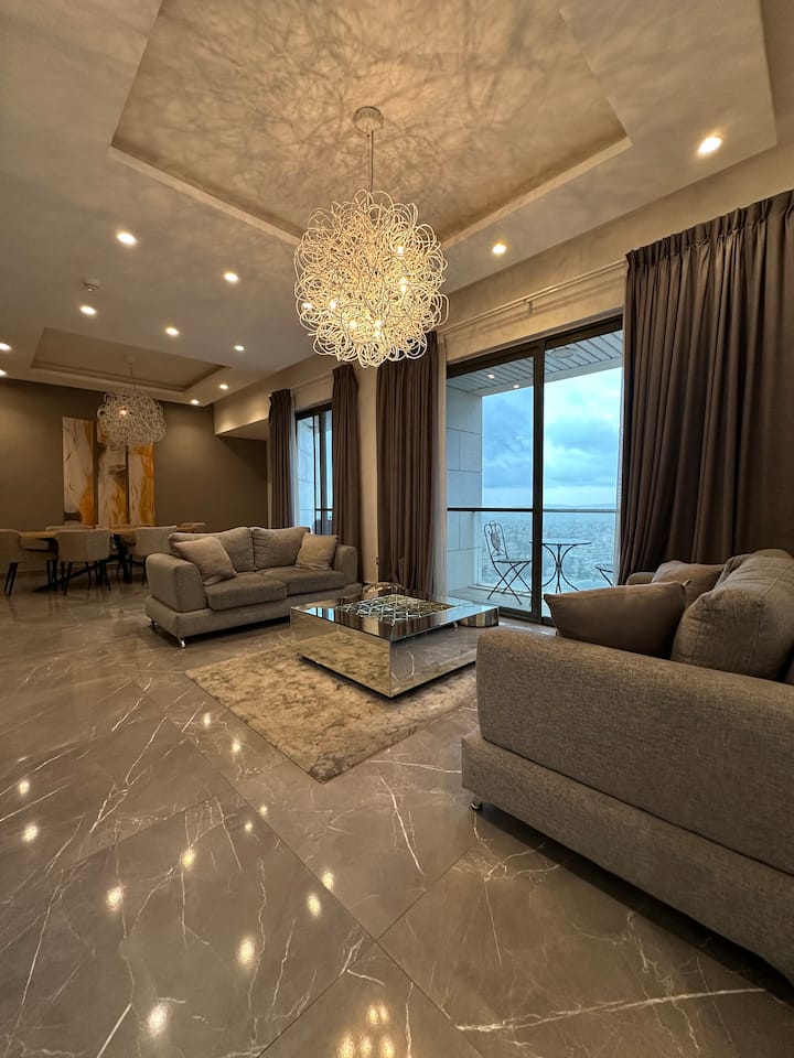 Huge Luxury Apartment In Abdali Damac 3 Br Master - Ammán