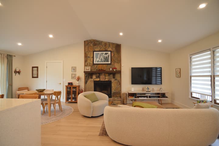 Serene Stone Mountain Retreat - 石山