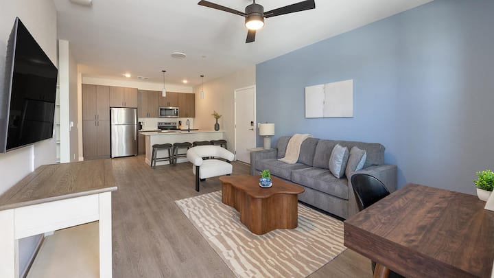 Landing | Amazing 1bd, Clubhouse, Gym - Goodyear, AZ