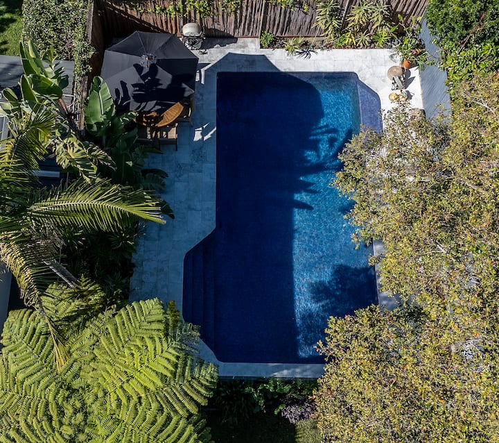 North Manly Family Retreat With Pool - Manly