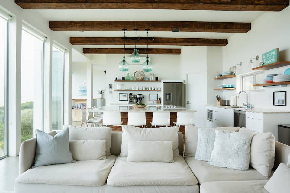 A glass beach house on the Oregon dunes, Cloverdale, Oregon, United States, photo 4 of 10