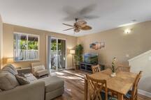 Ko Olina Townhome - Garage, W/D, Amenities