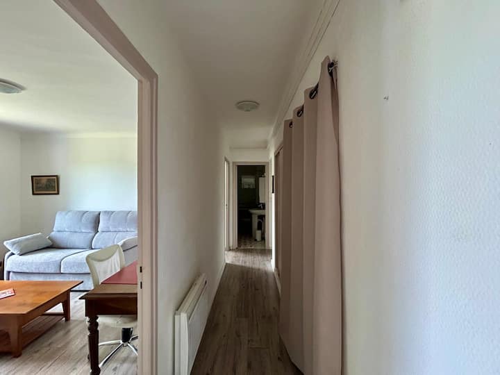 Appartement 3 Pièces En Résidence. - Narbonne