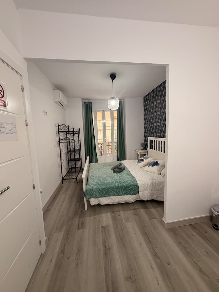 Habitación Triple Con Baño Privado Externo - Valencia
