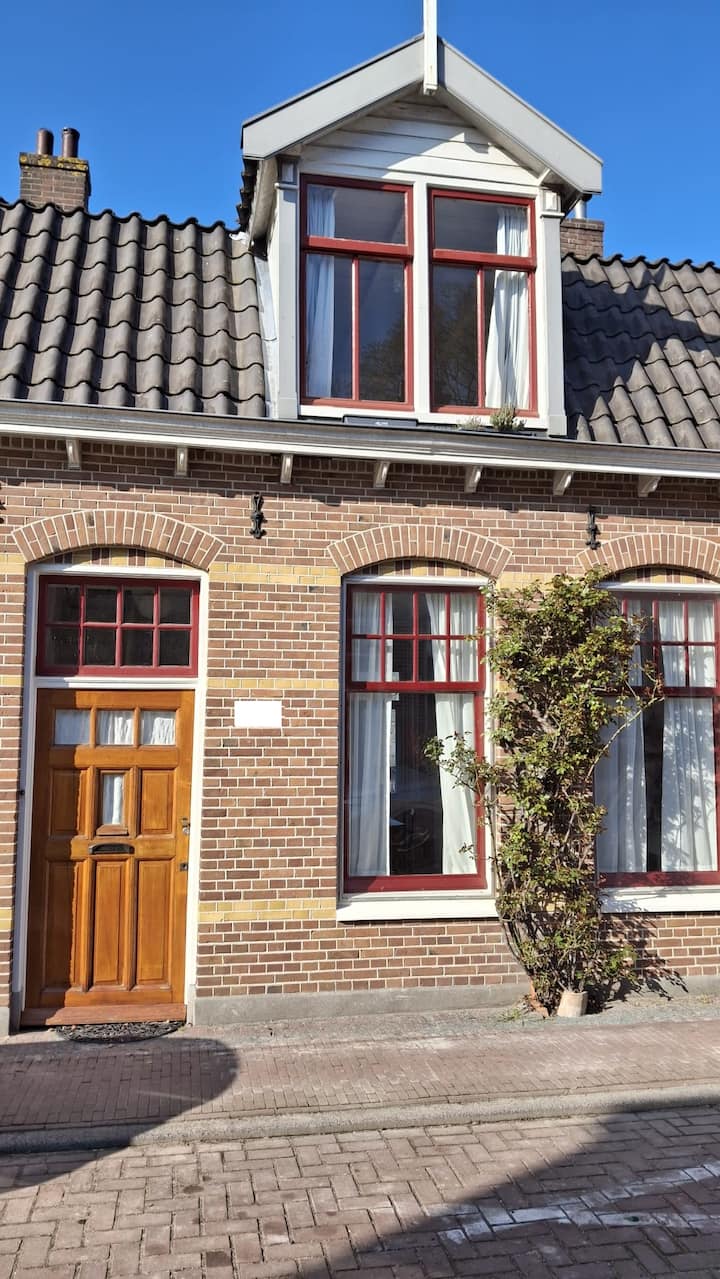 Historical Dikehouse With Garden Near City Centre - Amsterdam
