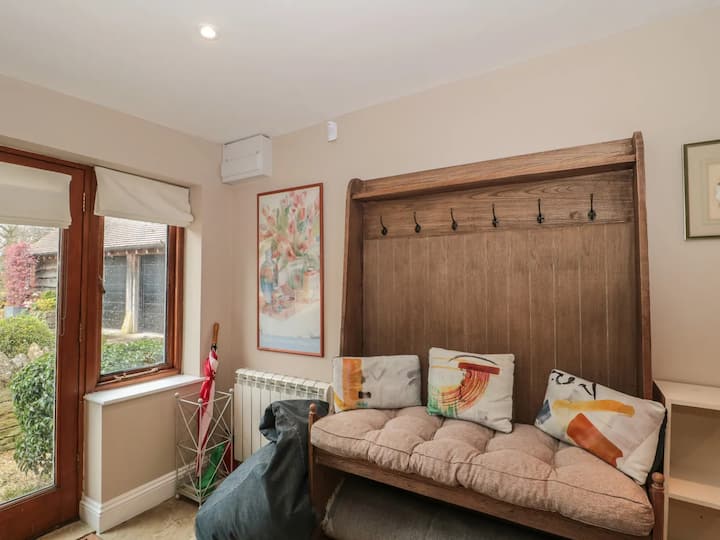 Spacious Cotswold Cottage | Near Broadway - Broadway