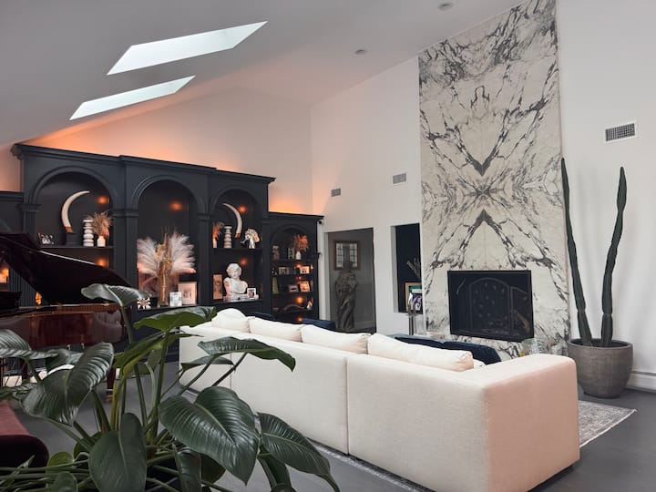 Modern French Elegance Meets Contemporary Lux Fifa - The Bronx, NY