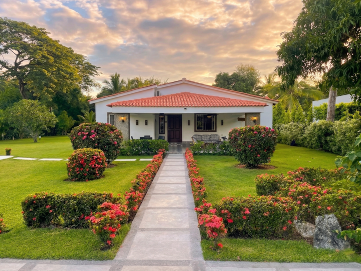Las Veraneras - Casa De Playa - El Salvador