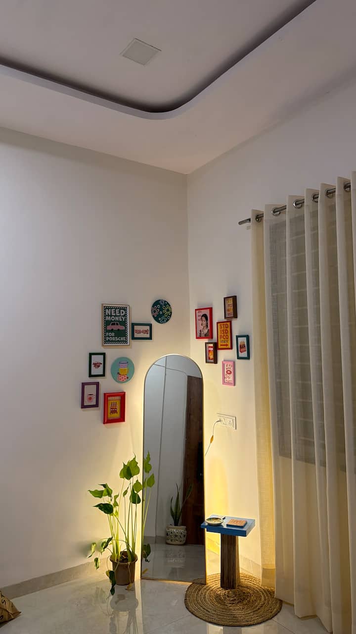 Cozy Stay By Sneakout | 1bhk | Calm And Clean - Indore