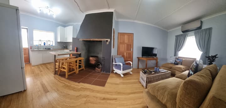 Ye Olde Cottage - Franschhoek