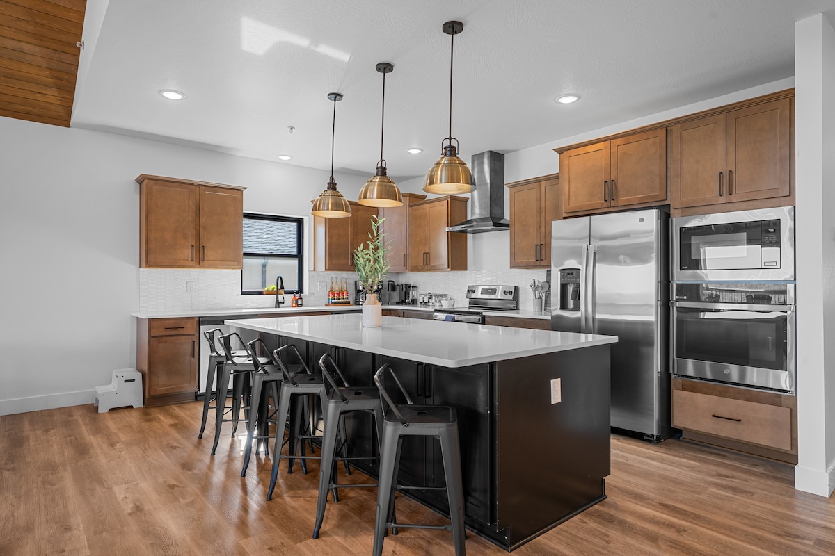 Modern chef's kitchen