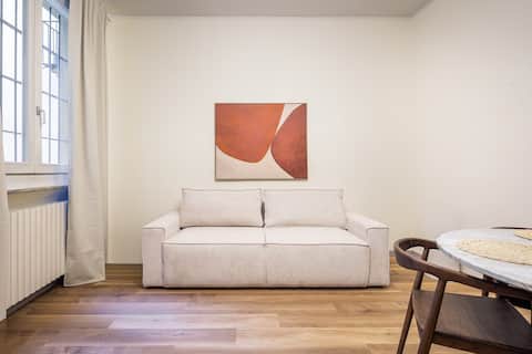 Top Airbnb: [Small Luxury] In the Historic Center, Parma a Parma