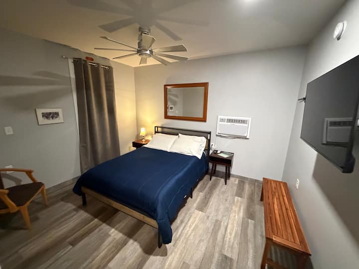Germantown Inn & Lounge - Hermann, MO