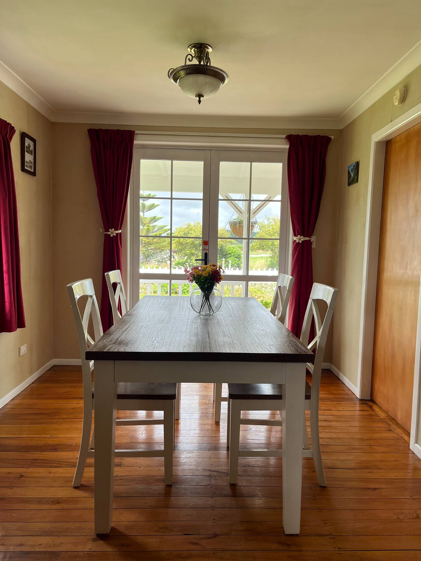 The Cottage 5