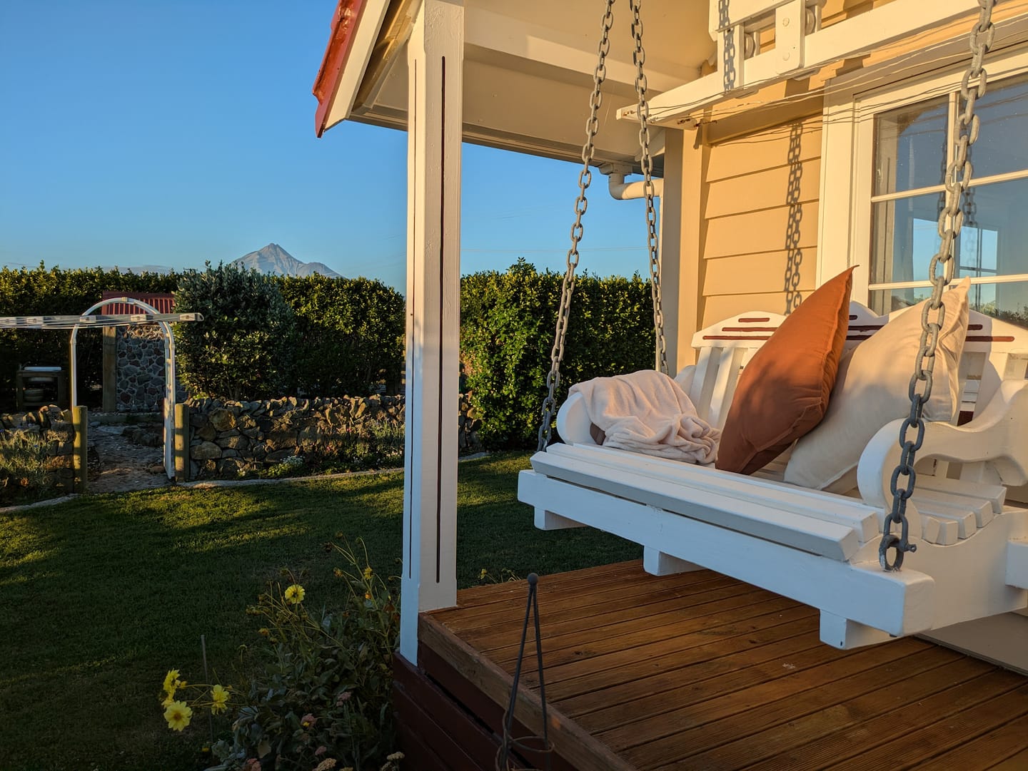The Cottage 3