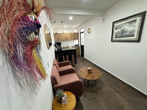 Top performing Airbnb: Loft. Terrace-A/C-Gym-Kitchen 10 minutes from downtown in Santa Cruz Xoxocotlán