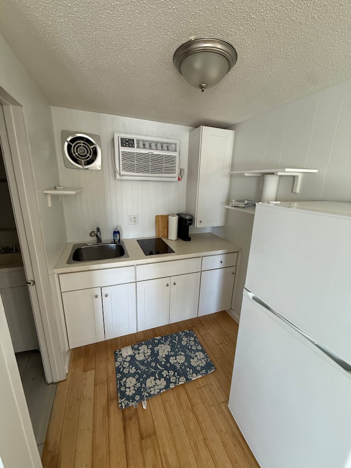 Ocean Blvd Studio 5 @ Beach - Seabrook, NH
