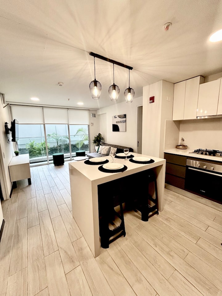 Beautiful And Spacious Apartment Barranco Lima - Perú
