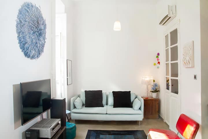 Bright Stylish Apartment In Russafa - Terrace - Valência