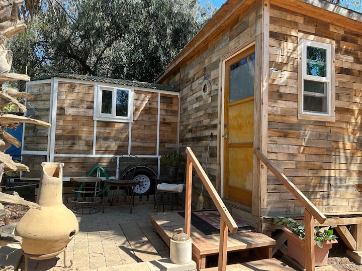Rustic Ranch Bunk House - San Marcos, CA